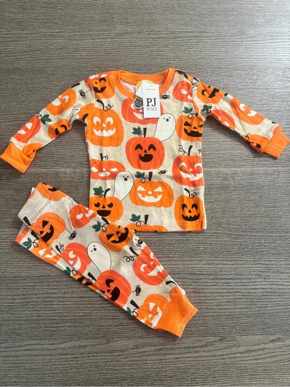 PJ The Children Place Halloween 2pc Pajama Glow In Dark Baby Size 3-6 Months